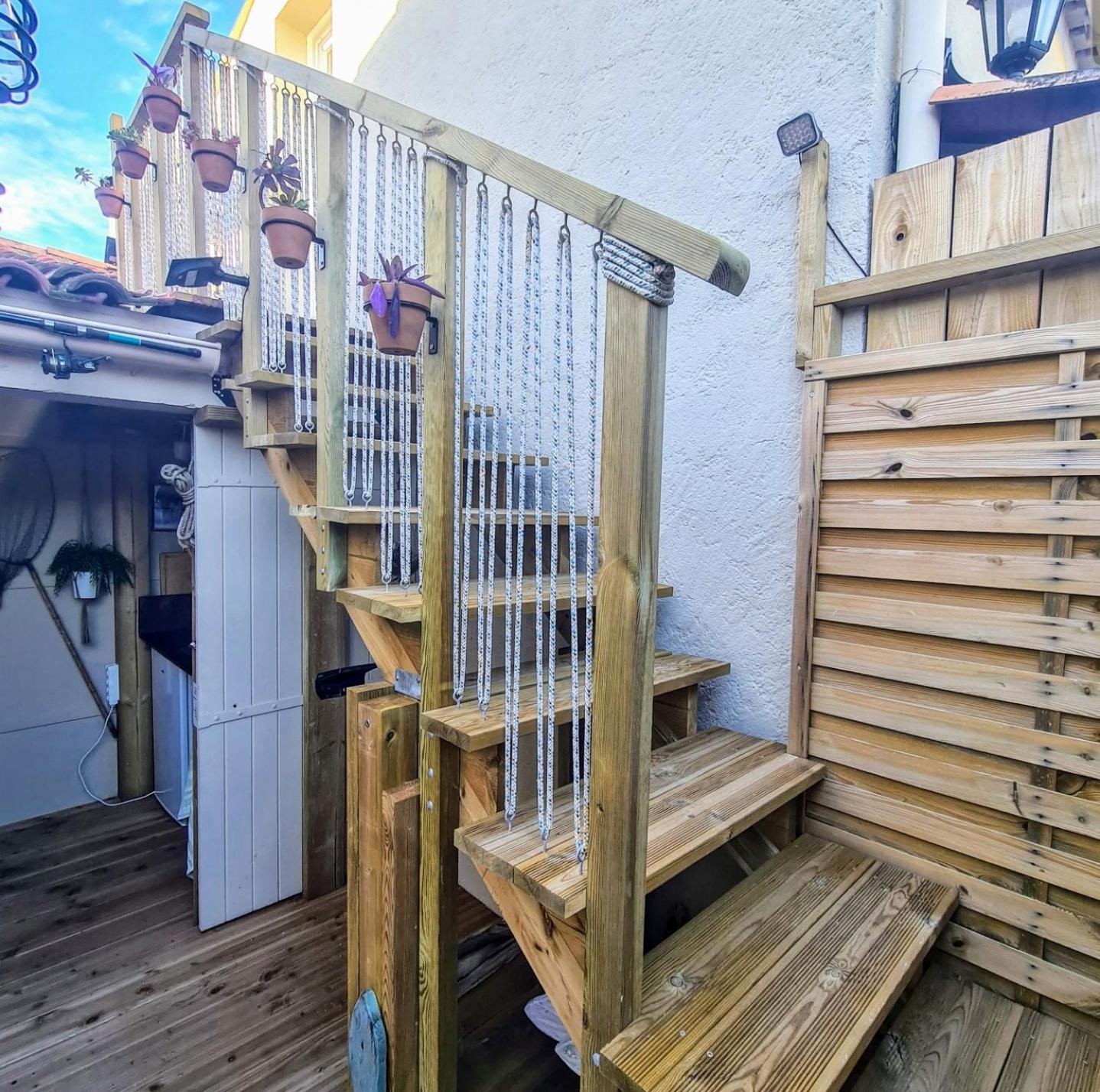 Haut De Villa Atypique,Terrasse,Barbecue,Velos 라 가르드 외부 사진